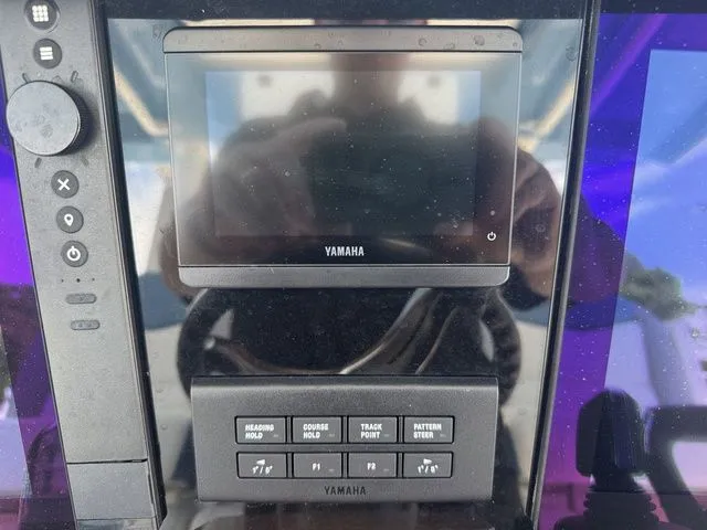 Slide: The Image of Robalo R300 Center Console 2026 - 22