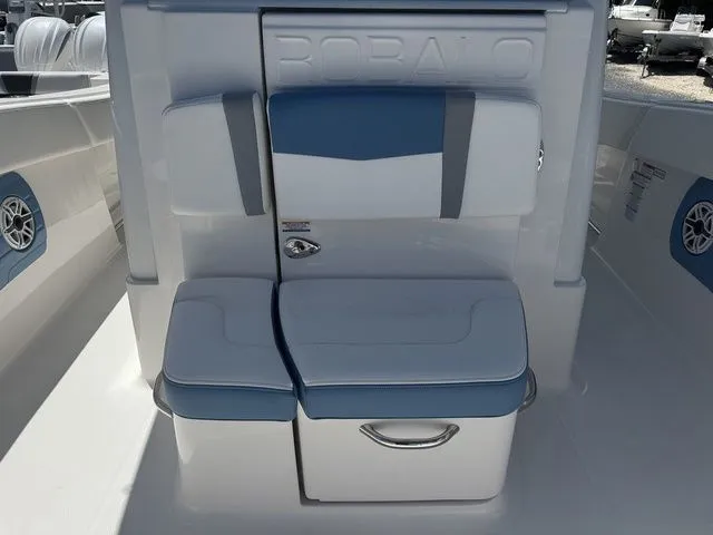 Slide: The Image of Robalo R300 Center Console 2026 - 28