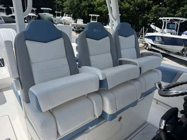 Slide: The Image of Robalo R300 Center Console 2026 - 39