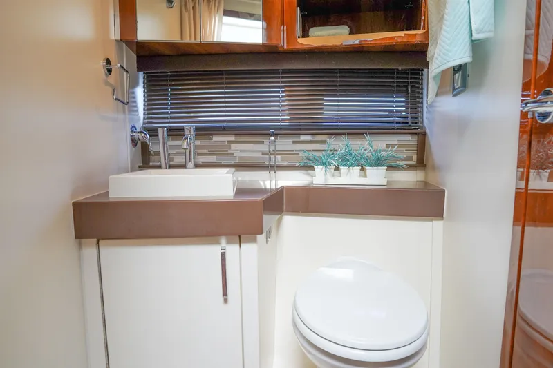 Slide: The Image of Guest bathroom - 28