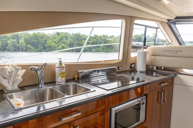 Slide: The Image of Oversized galley - 3