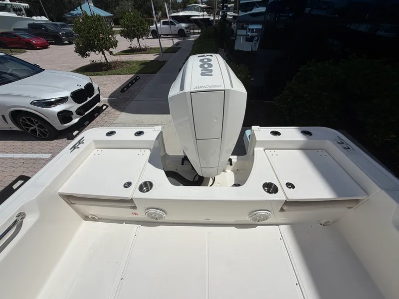 Slide: The Image of Boston Whaler 210 Montauk 2027 - 8