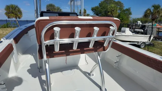 Slide: The Image of Parker Marine 210 Costal Elite 2026 - 12