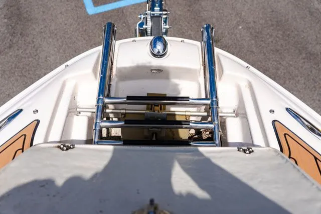 Slide: The Image of Regal 2400 LSR 2004 - 18