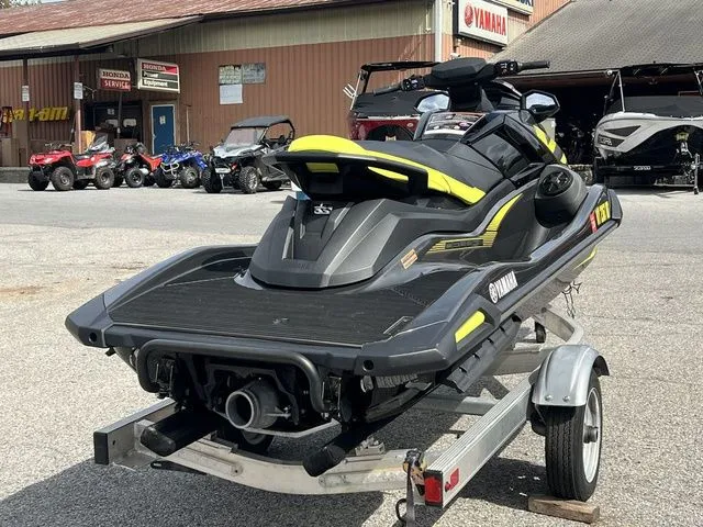 Slide: The Image of Yamaha VX Deluxe 2022 - 6