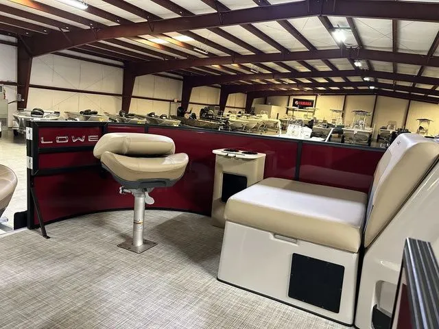 Slide: The Image of Lowe LF 172 2026 - 11