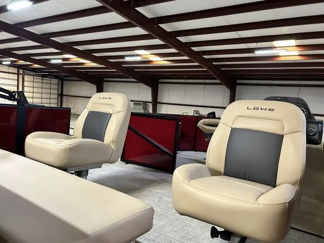 Slide: The Image of Lowe LF 172 2026 - 5