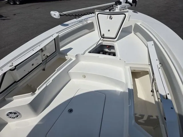 Slide: The Image of Regulator Marine 26XO 2021 - 11