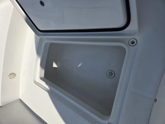 Slide: The Image of Regulator Marine 26XO 2021 - 14