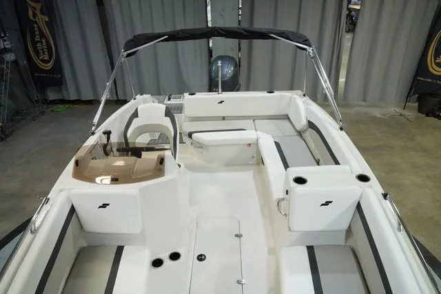 Slide: The Image of Starcraft SVX 171 OB 2026 - 11