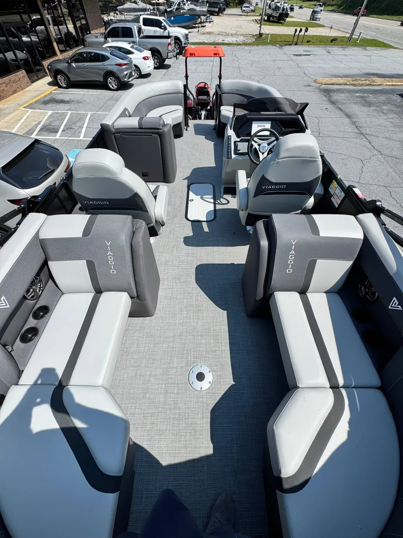 Slide: The Image of Viaggio x22u 2025 - 6