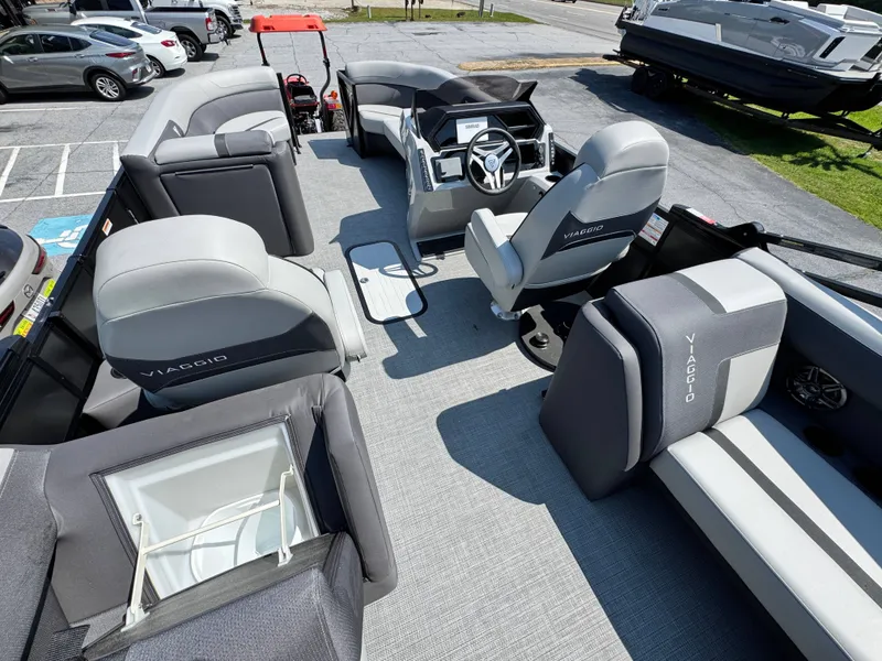 Slide: The Image of Viaggio x22u 2025 - 7