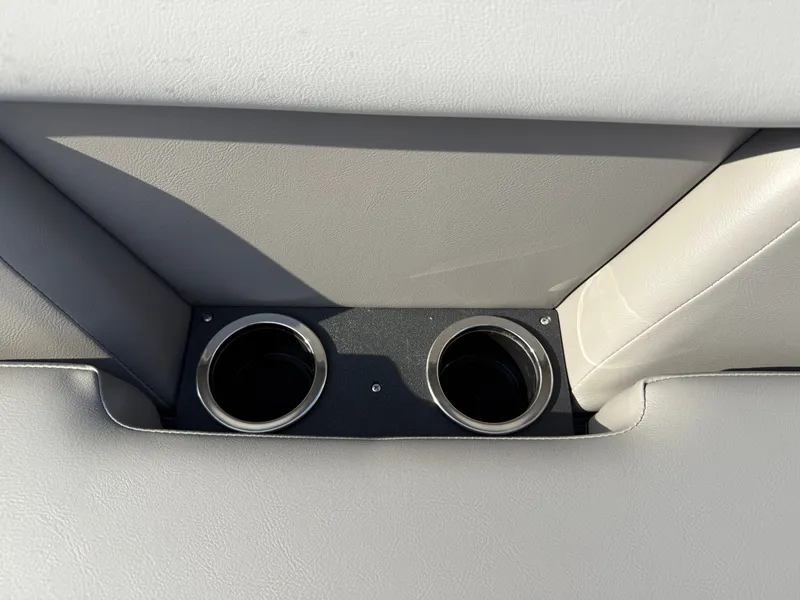 Slide: The Image of Princecraft Vectra 21 2026 - 19