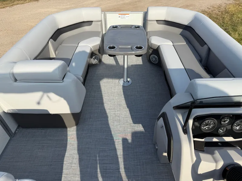 Slide: The Image of Princecraft Vectra 21 2026 - 23