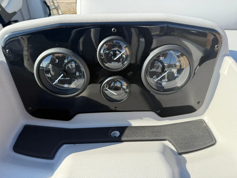 Slide: The Image of Princecraft Sportfisher 21-4S 2026 - 17