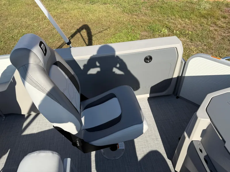 Slide: The Image of Princecraft Sportfisher 21-4S 2026 - 22