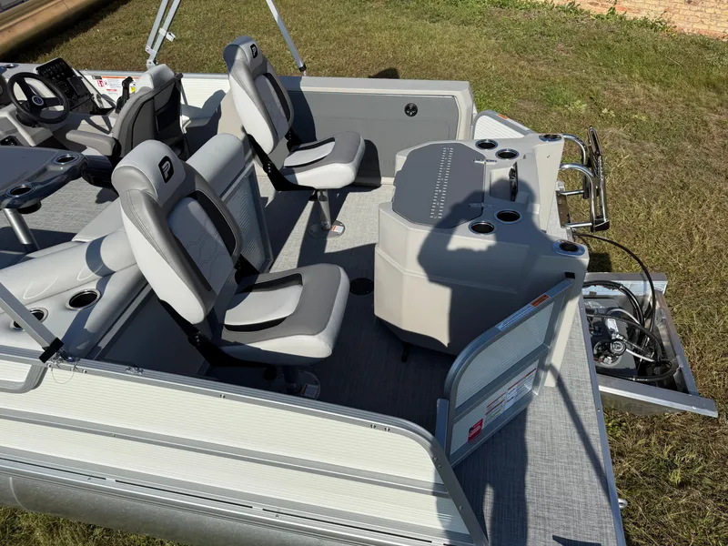 Slide: The Image of Princecraft Sportfisher 21-4S 2026 - 4