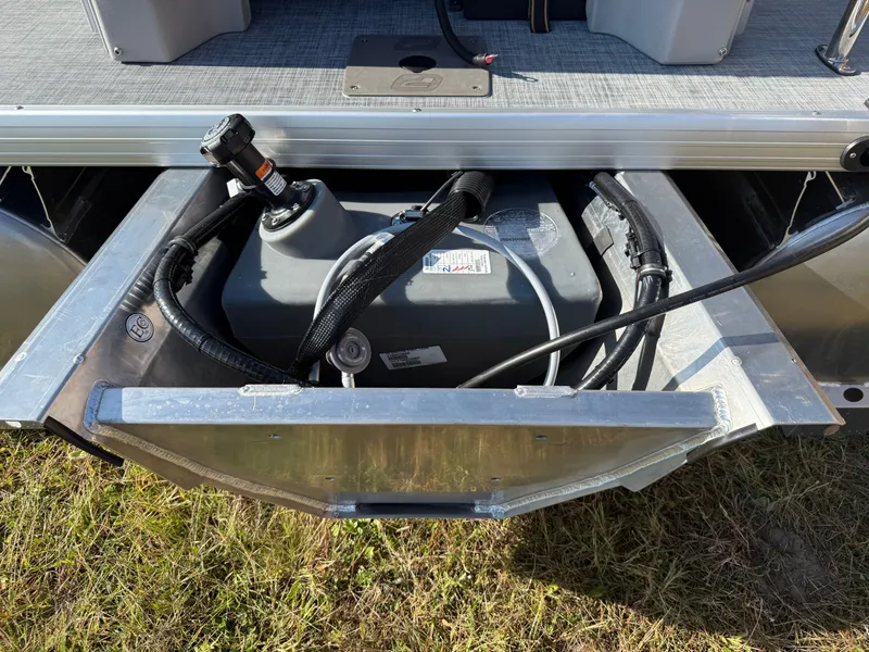 Slide: The Image of Princecraft Sportfisher 21-4S 2026 - 46