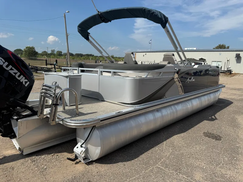 Slide: The Image of Avalon LSZ 150HP 2385 QL Tritoon $42995 2023 - 34