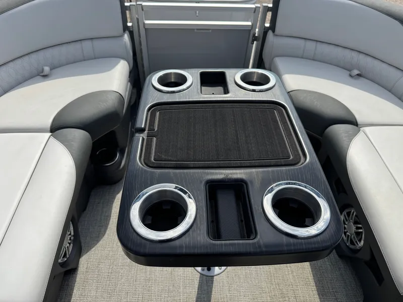 Slide: The Image of Avalon LSZ 150HP 2385 QL Tritoon $42995 2023 - 37