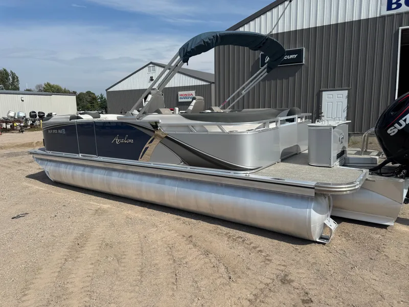 Slide: The Image of Avalon LSZ 2385 QL Tritoon Pontoon 2023 - 60
