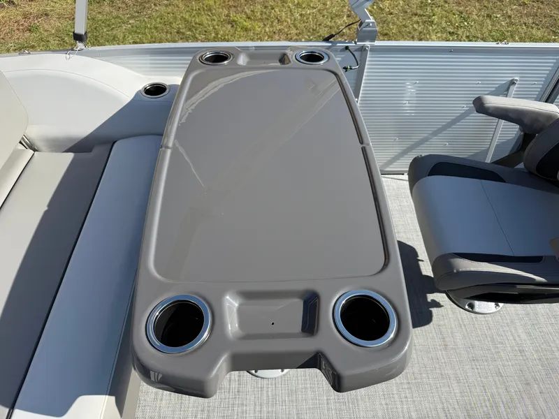 Slide: The Image of Princecraft Vectra 23 RL 2026 - 22