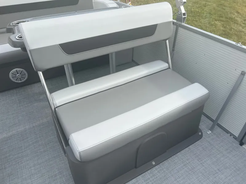 Slide: The Image of Princecraft Vectra 23 RL 2026 - 11