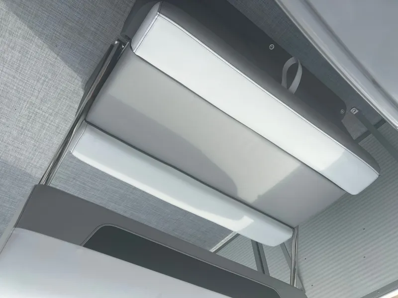 Slide: The Image of Princecraft Vectra 23 RL 2026 - 20