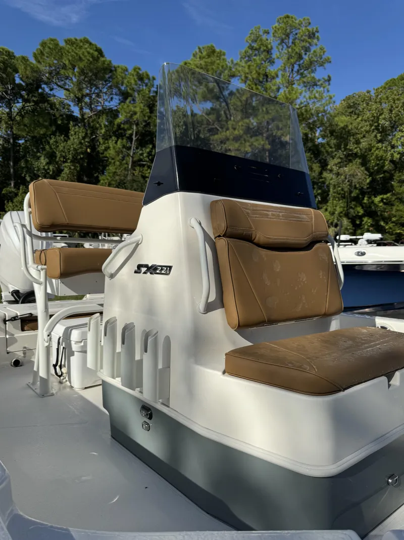 Slide: The Image of Skeeter SX Series SX221 2025 - 26