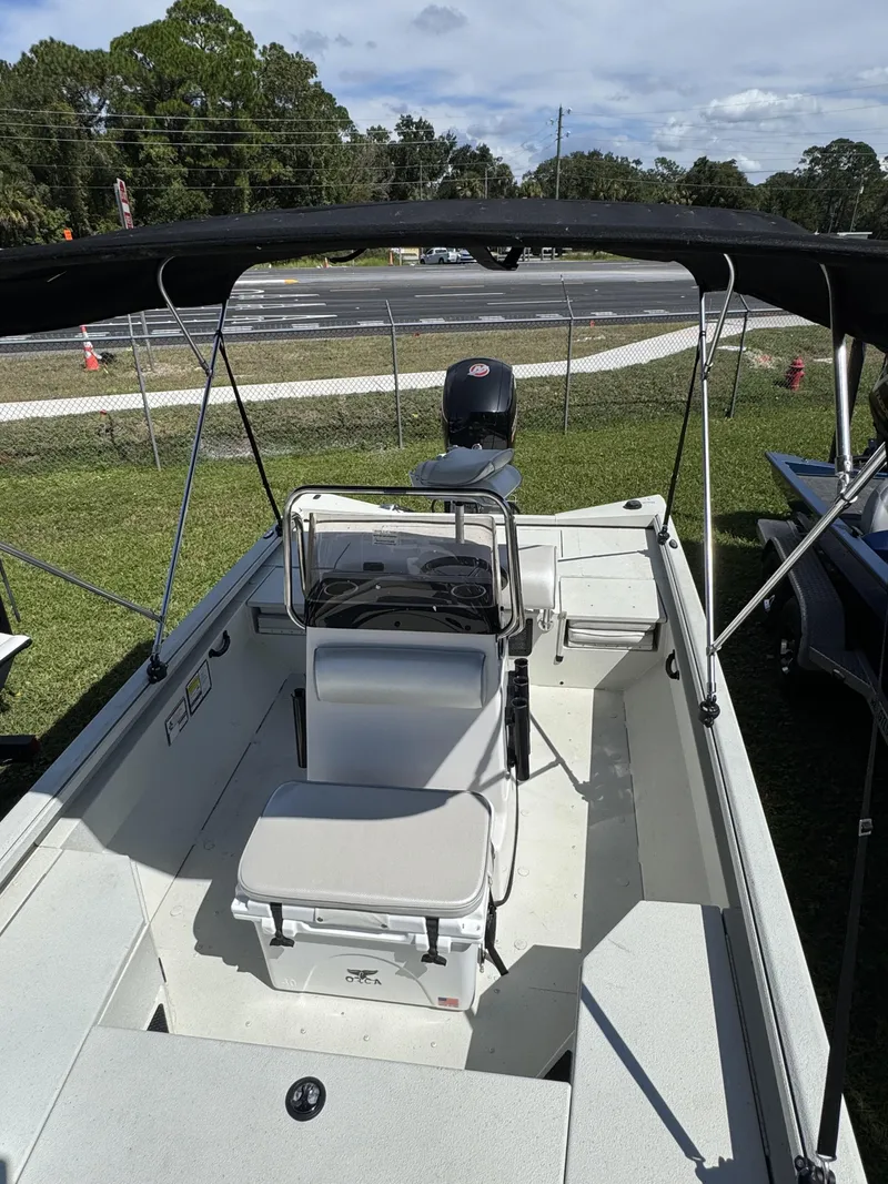 Slide: The Image of Ranger RB200 2022 - 17