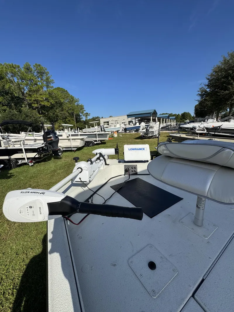 Slide: The Image of Ranger RB200 2022 - 9