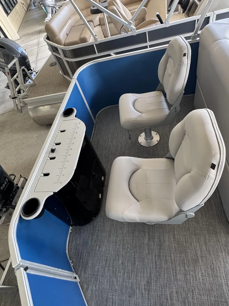 Slide: The Image of Sweetwater Sweetwater Fishing 2086 F 2025 - 29