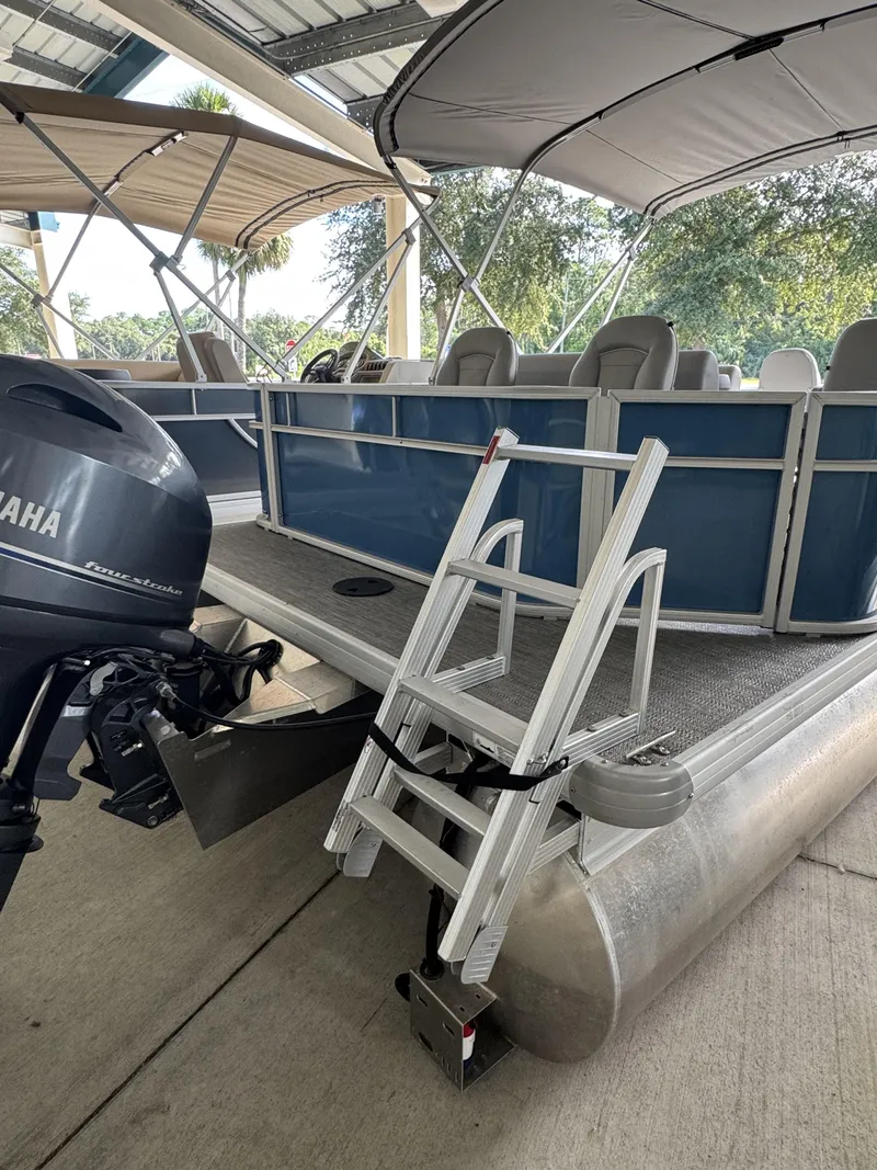 Slide: The Image of Sweetwater Sweetwater Fishing 2086 F 2025 - 3