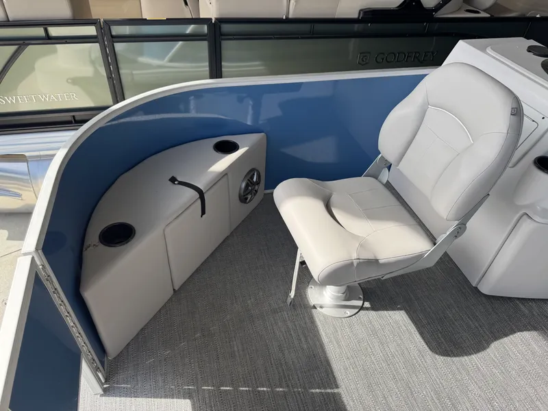 Slide: The Image of Sweetwater Sweetwater Fishing 2086 F 2025 - 41