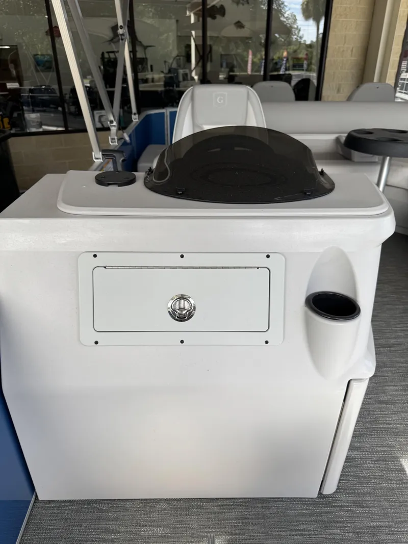 Slide: The Image of Sweetwater Sweetwater Fishing 2086 F 2025 - 43