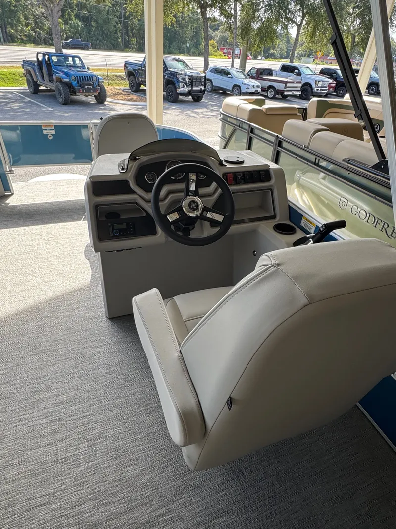 Slide: The Image of Sweetwater Sweetwater Fishing 2086 F 2025 - 6