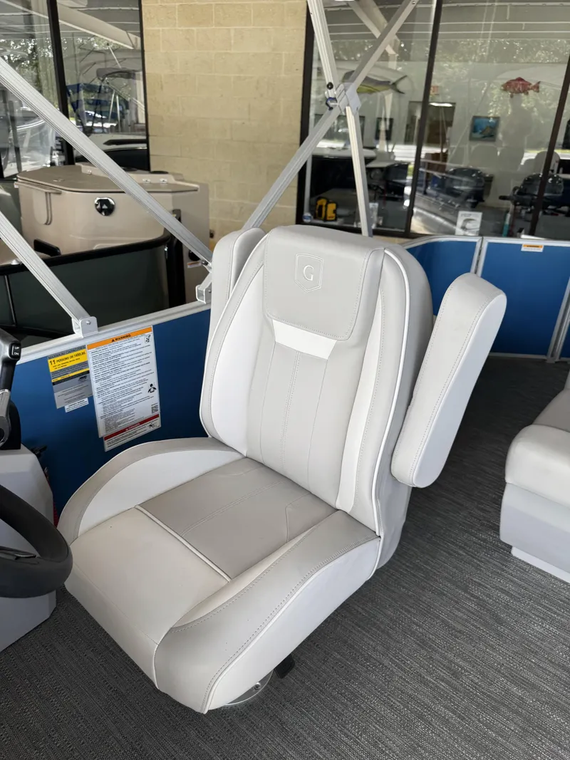 Slide: The Image of Sweetwater Sweetwater Fishing 2086 F 2025 - 9