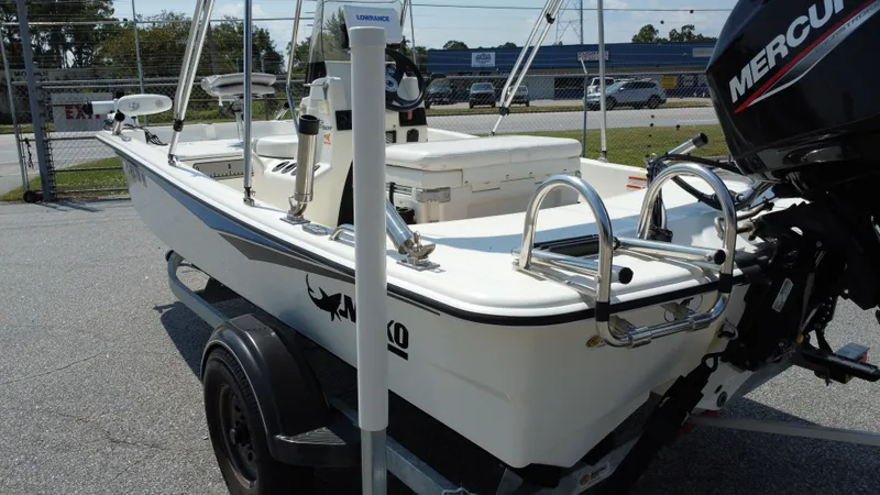 Slide: The Image of Mako 15 Skiff 2023 - 11