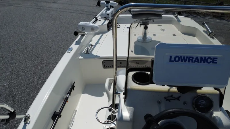 Slide: The Image of Mako 15 Skiff 2023 - 7