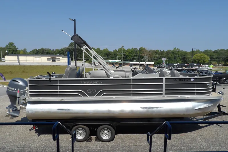 Slide: The Image of Veranda VF22F4 2020 - 3