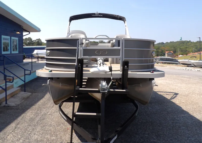 Slide: The Image of Veranda VF22F4 2020 - 4