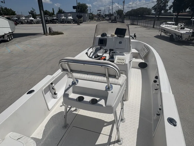 Slide: The Image of Famous Craft 2100 CC 2010 - 7