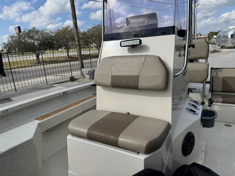 Slide: The Image of Xpress H20B 2020 - 8