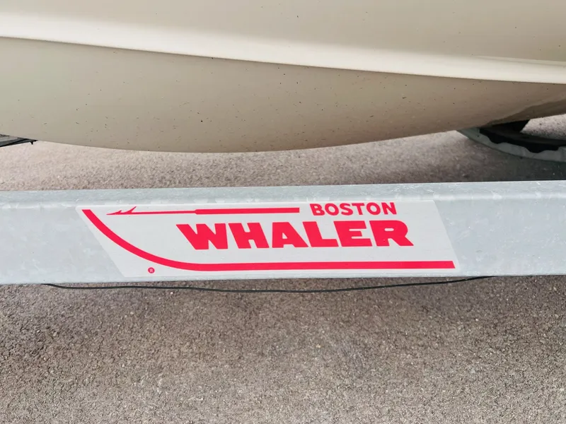 Slide: The Image of Boston Whaler 160 Super Sport 2023 - 16