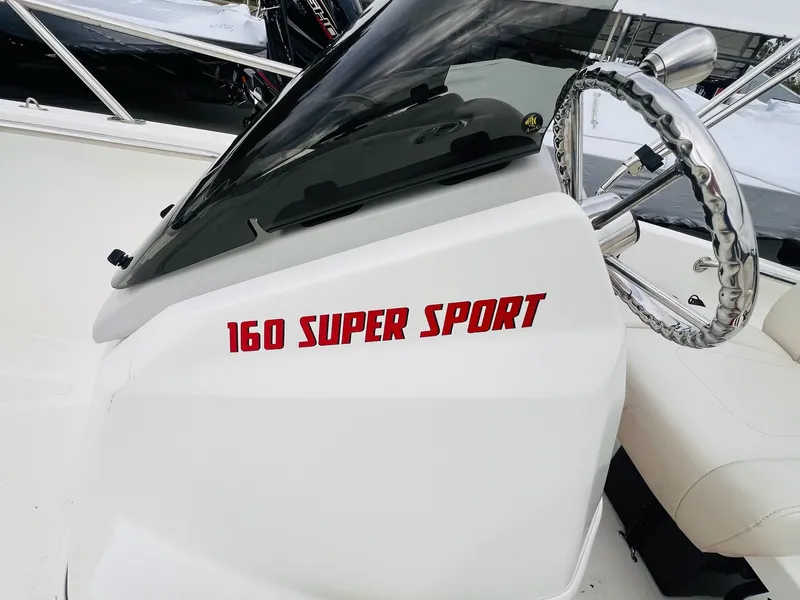 Slide: The Image of Boston Whaler 160 Super Sport 2023 - 19