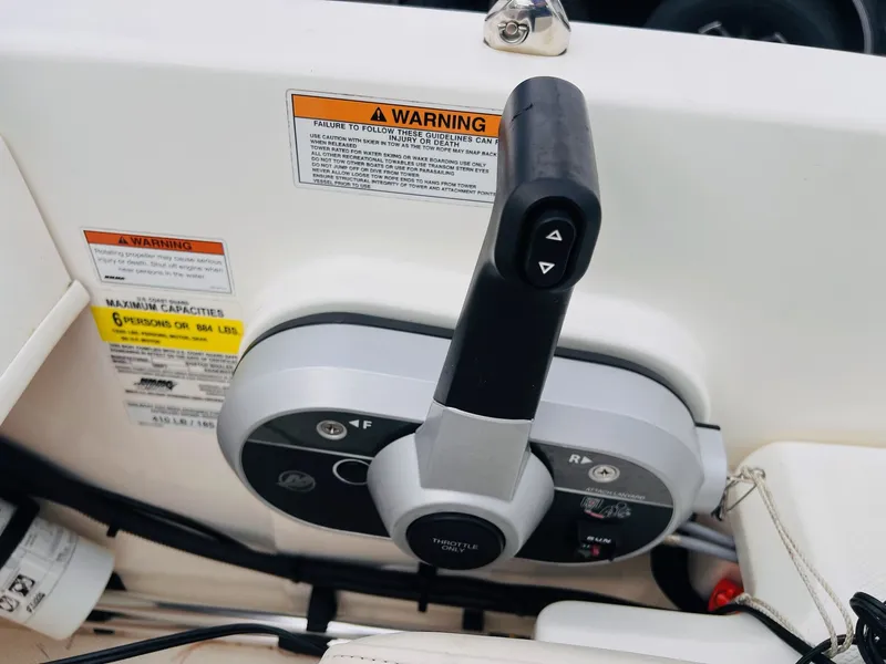 Slide: The Image of Boston Whaler 160 Super Sport 2023 - 40