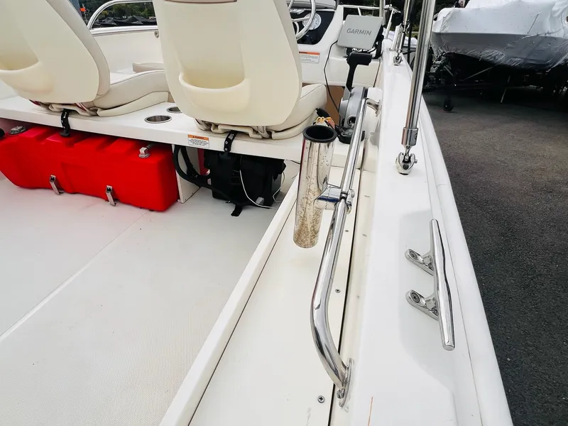 Slide: The Image of Boston Whaler 160 Super Sport 2023 - 8