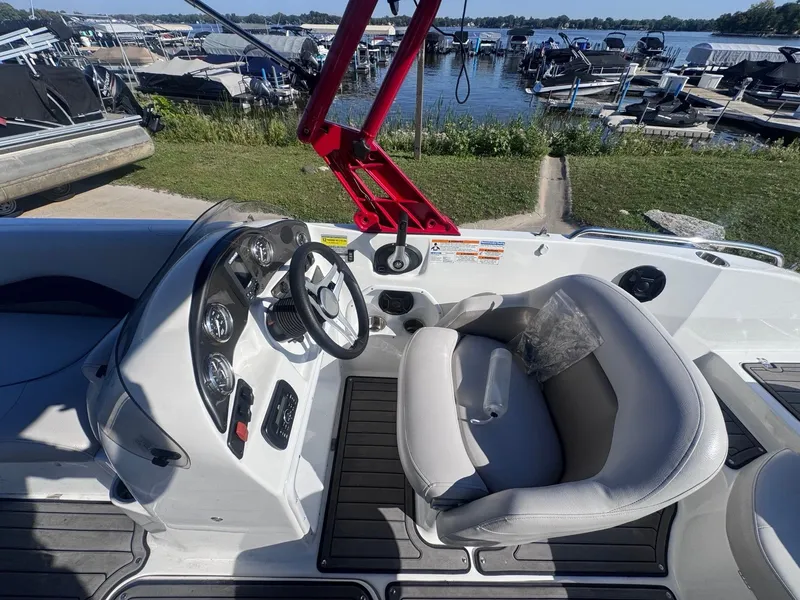 Slide: The Image of Hurricane SS 202 I/O 2017 - 11