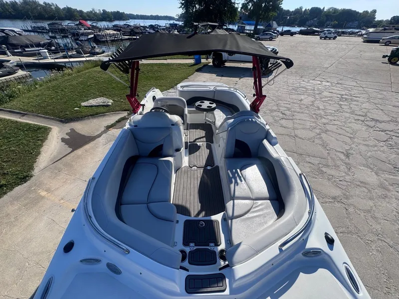 Slide: The Image of Hurricane SS 202 I/O 2017 - 14