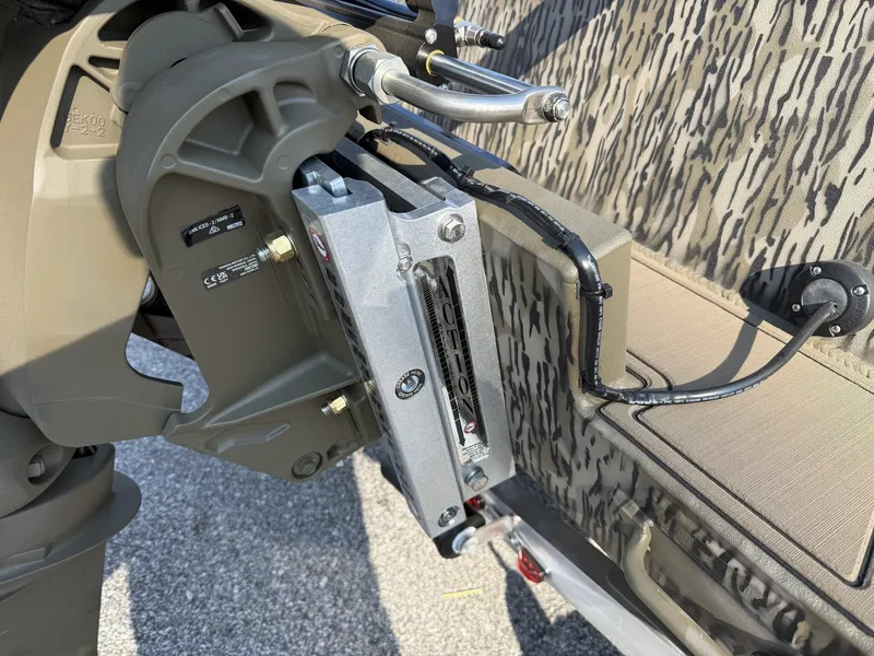 Slide: The Image of Thor Lake Hammer 1900 SC 2026 - 5